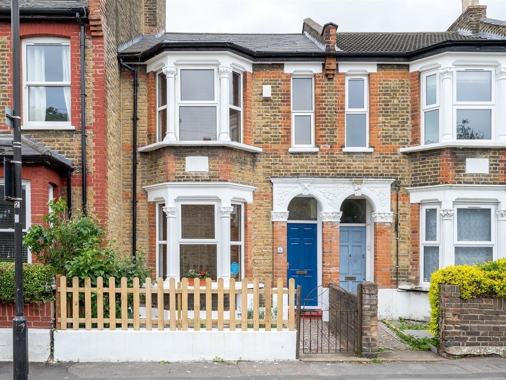 2 bed terraced house for sale in Rutland Road, London E17, £675,000