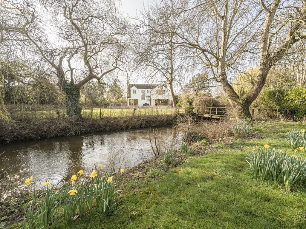 4 bed detached house for sale in Hamm Court, Weybridge KT13, £2,000,000