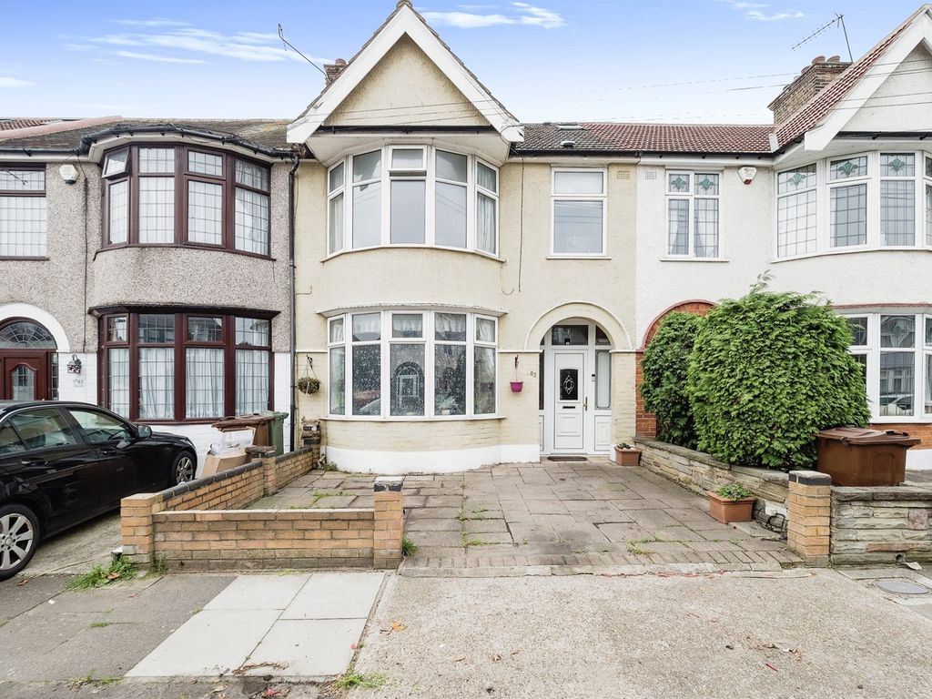 4 bed terraced house for sale in Hurstbourne Gardens, Barking IG11, £550,000 Zoopla