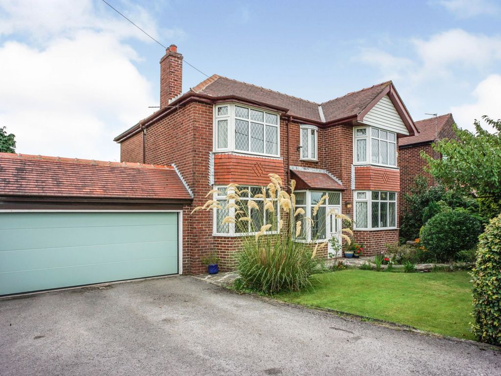 4 bed detached house for sale in Simister Lane, Manchester M24 Zoopla