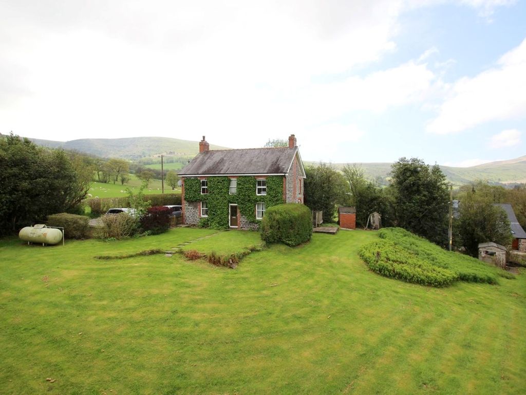 3 bed detached house for sale in Heol Senni, Brecon LD3 Zoopla