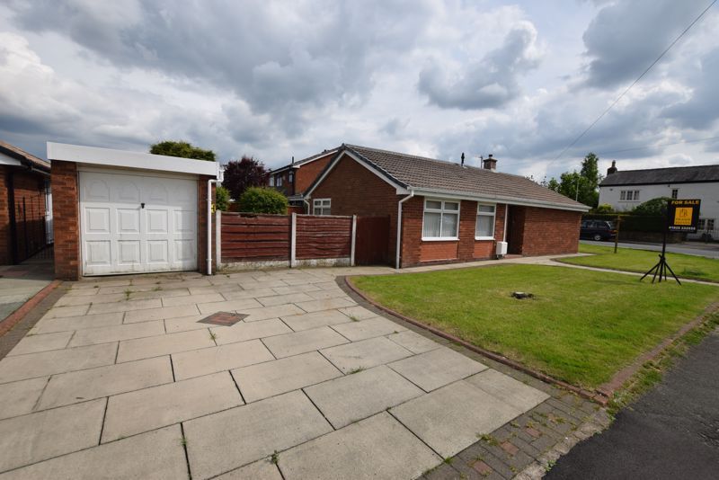 3 bed bungalow for sale in Mayfield Drive, Leigh WN7, £230,000 Zoopla