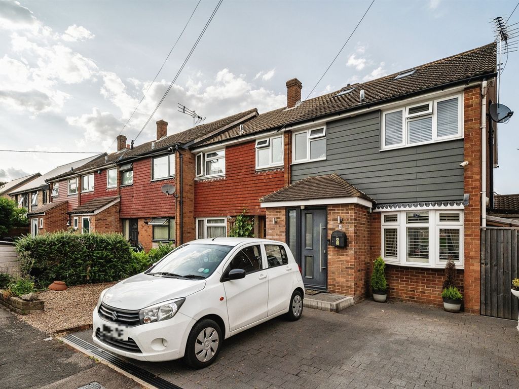 4 bed end terrace house for sale in Wormley Lodge Close, Broxbourne EN10 Zoopla