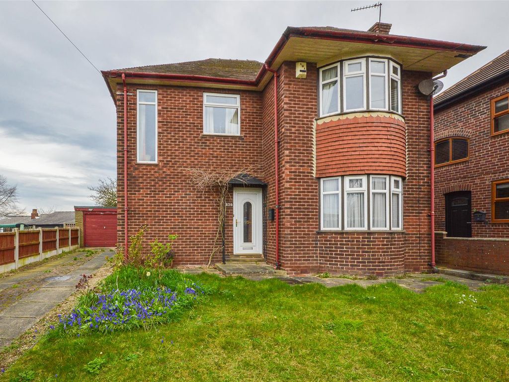 3 bed detached house for sale in Pontefract Road, Featherstone