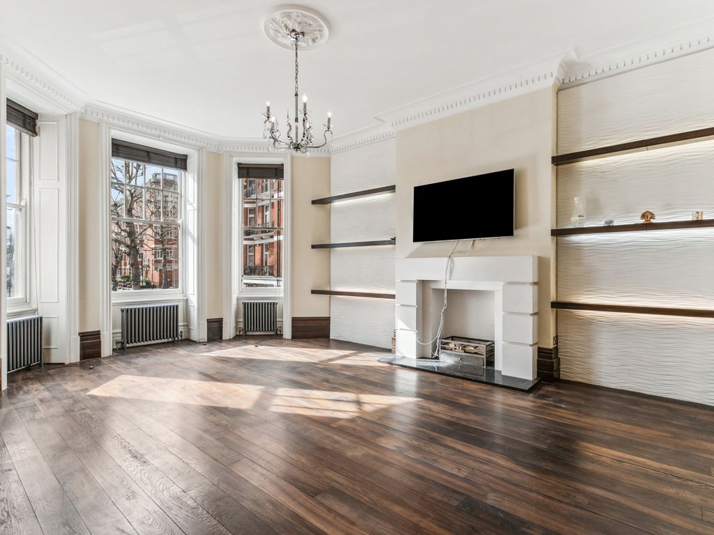 4 bed flat to rent in Zetland House, Marloes Road W8, £10,833 pcm Zoopla