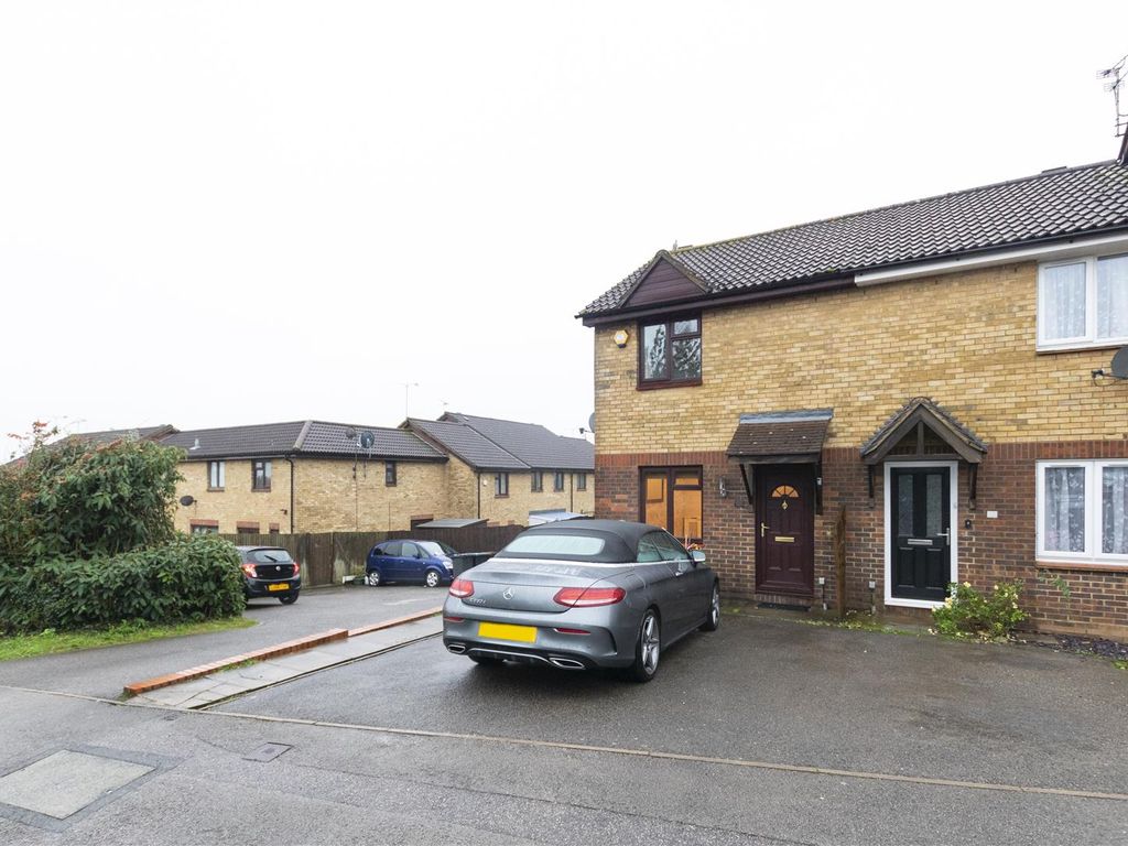 2 bed property to rent in Coverdale, Luton LU4 Zoopla