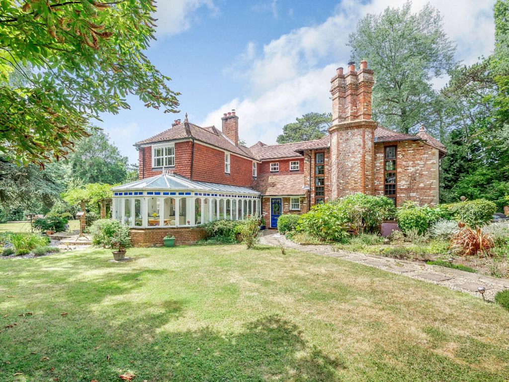 5 bed detached house for sale in Meath Green Lane, Horley, Surrey RH6