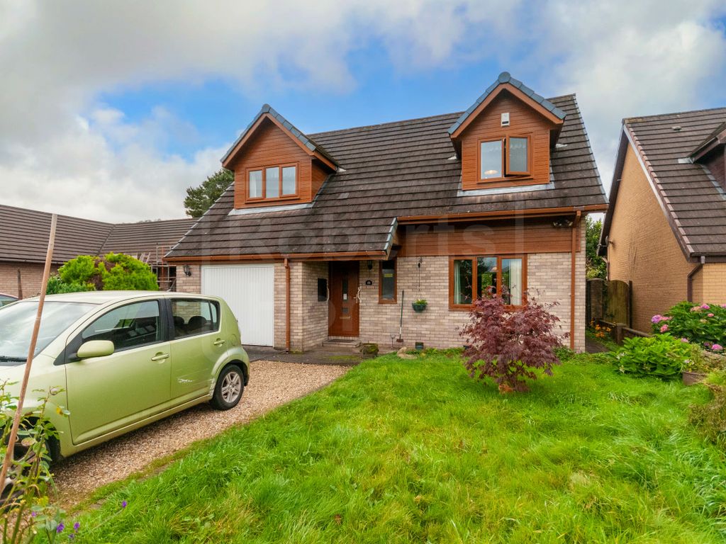 4 bed detached house for sale in Tawe Park, Ystradgynlais, Swansea