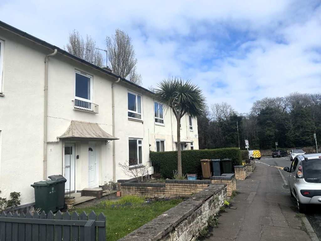 3 bed flat to rent in Walter Scott Avenue, Liberton, Edinburgh EH16, £