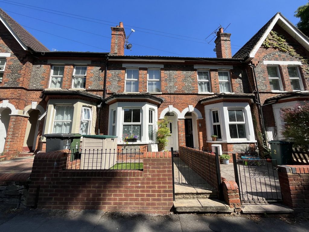 4 bed terraced house for sale in Norn Hill, Basingstoke, Hampshire RG21