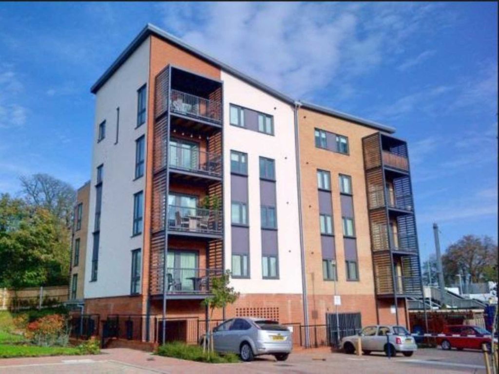 2 bed flat to rent in Grade Close, Elstree WD6, £1,650 pcm Zoopla
