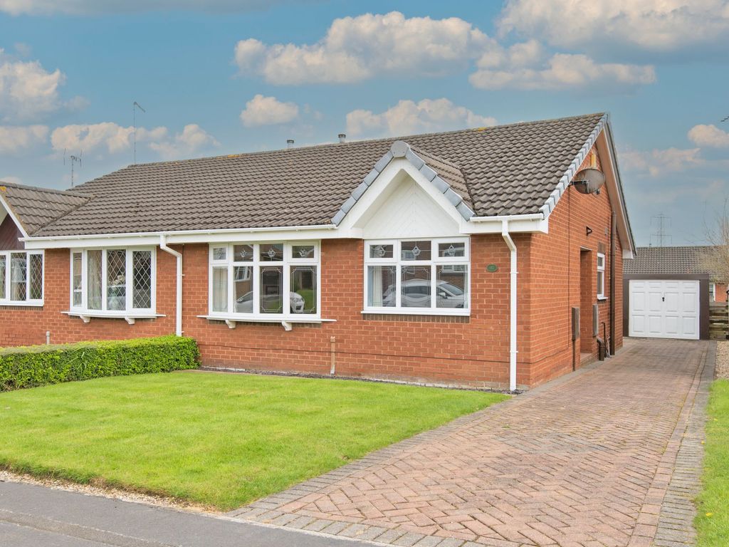 2 bed semidetached bungalow for sale in Broadlands Avenue, Owlthorpe