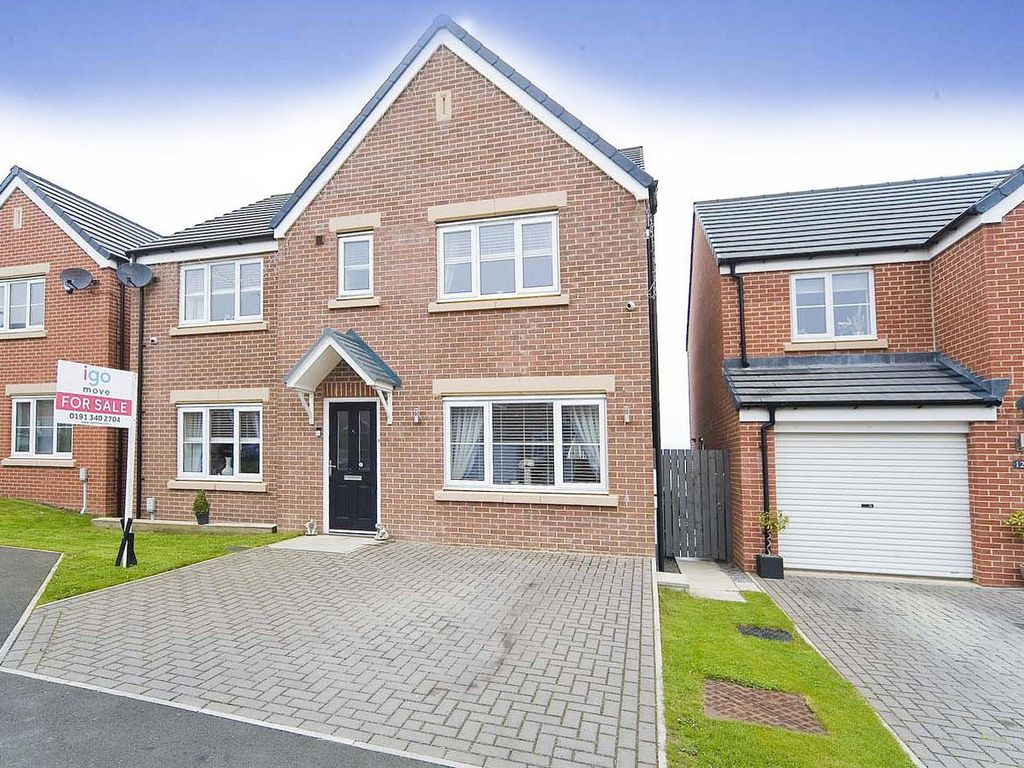 5 bed detached house for sale in Parsley Close, Easington, Peterlee SR8