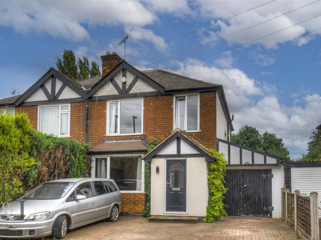 3 bed semidetached house for sale in Roland Avenue, Wilford