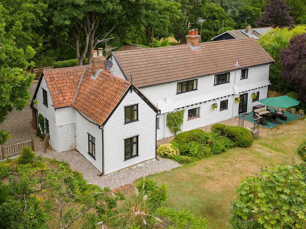 5 bed detached house for sale in Main Road, Little Waltham, Chelmsford