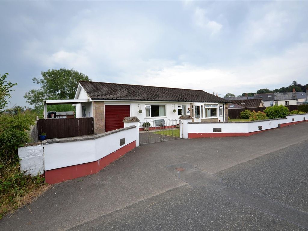 3 bed detached bungalow for sale in Kiln Park Road, Narberth SA67 Zoopla