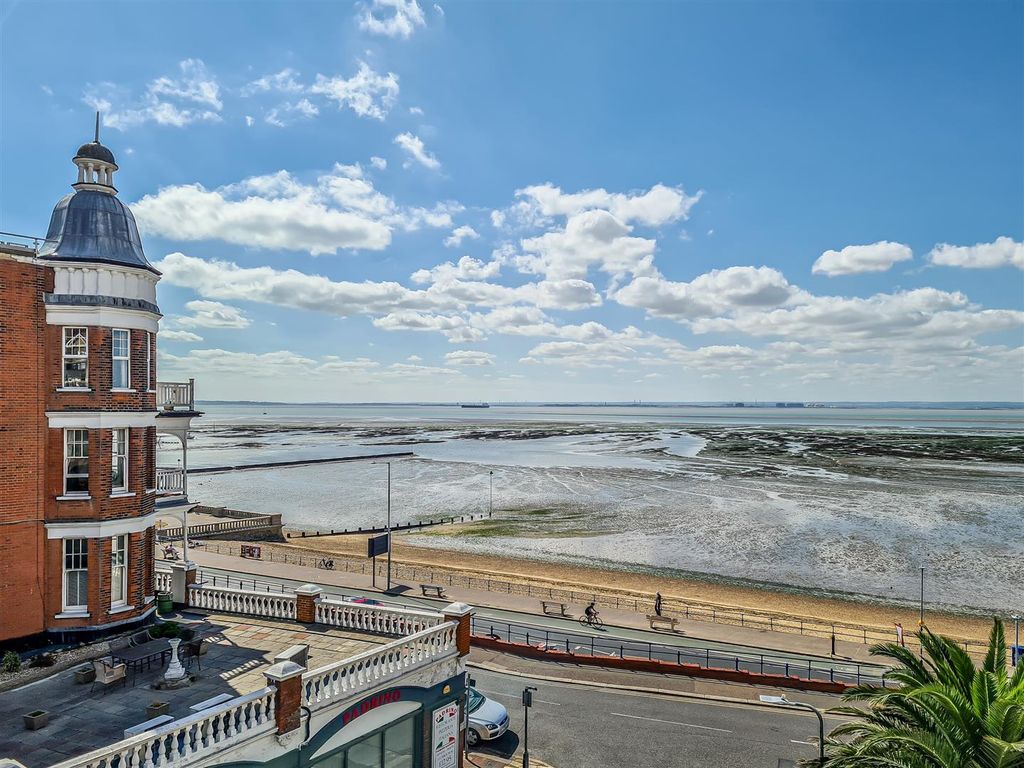 1 bed property for sale in Homecove House, Holland Road, WestcliffOn