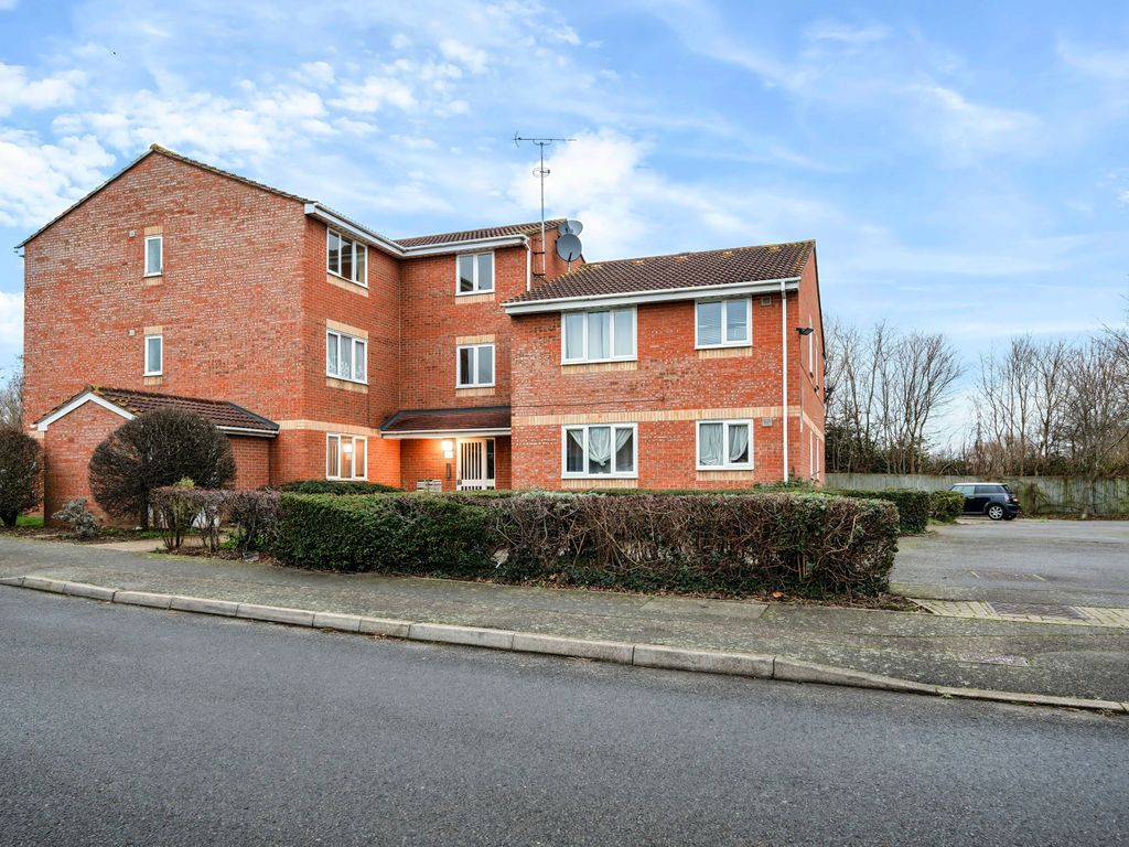 1 bed flat for sale in New Road, Mitcham CR4, £150,000 Zoopla