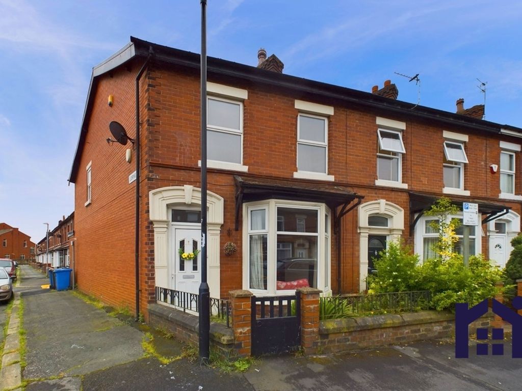 2 bed terraced house for sale in Carrington Road, Chorley PR7, £145,000