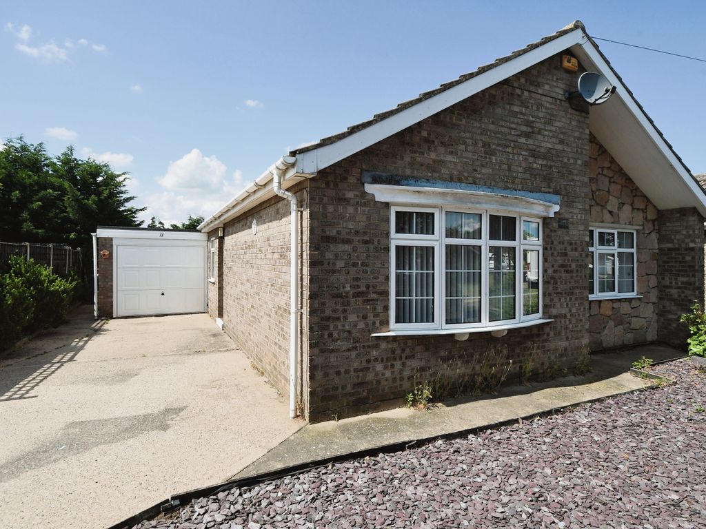 3 bed bungalow for sale in Hawksmoor Close, North Hykeham, Lincoln