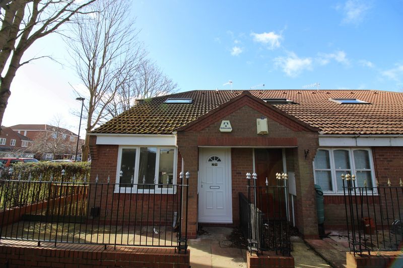 1 bed bungalow to rent in Middlewood Park, Fenham, Newcastle Upon Tyne NE4, £700 pcm Zoopla
