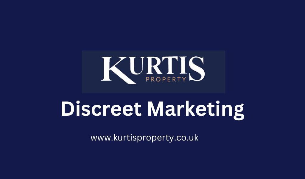 4 bed detached house for sale in Bournebridge Lane, Stapleford Abbotts