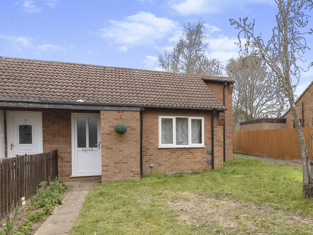 1 bed terraced bungalow for sale in Gorse Close, Lakenheath, Brandon