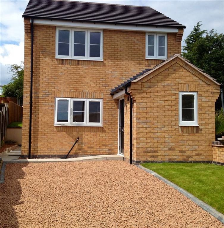 3 bed detached house to rent in Oakland Crescent, Riddings, Alfreton