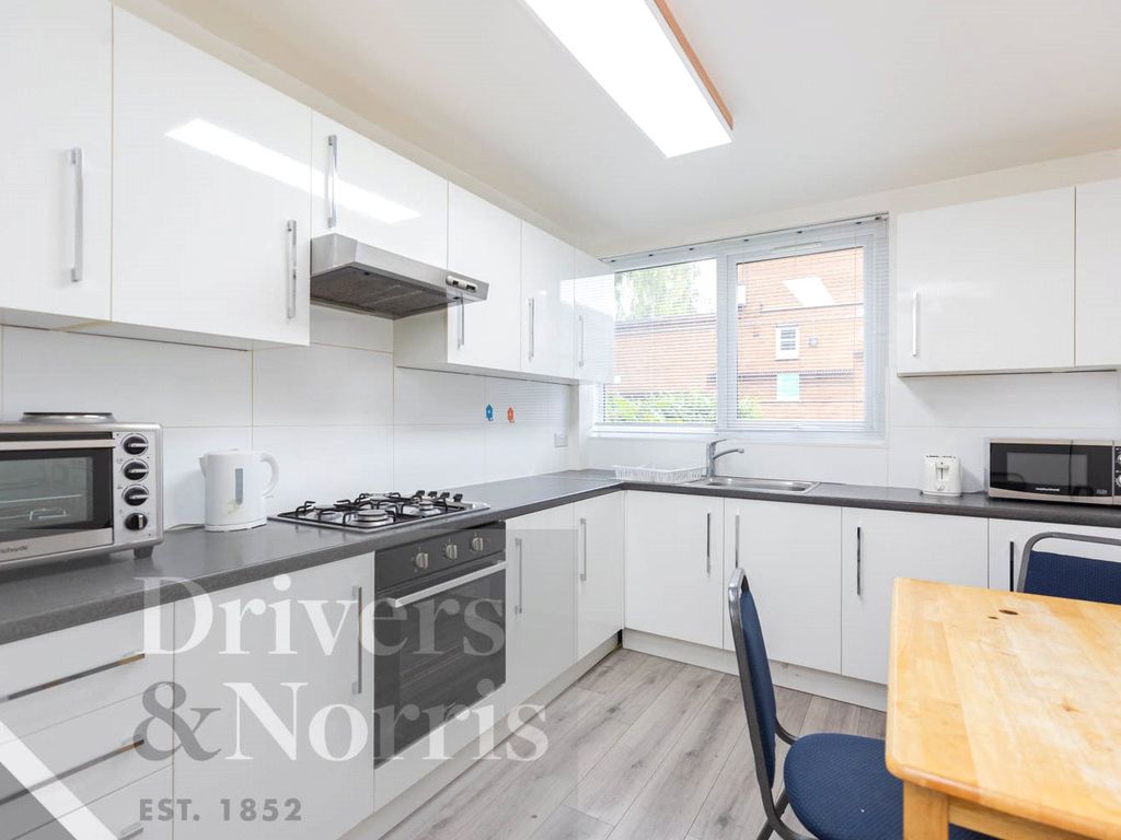 4 bed property to rent in Jupiter Way, Islington, London N7 Zoopla