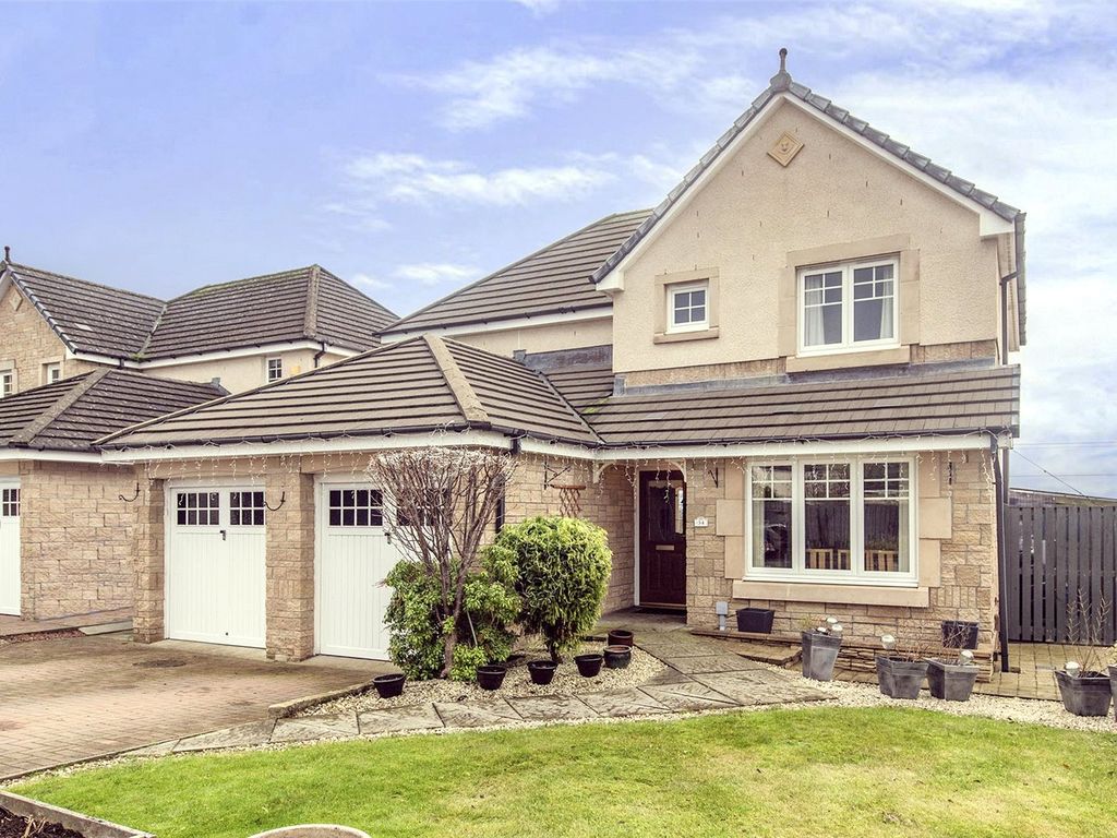 4 bed detached house for sale in Craiglea, Causewayhead FK9, £365,000 Zoopla