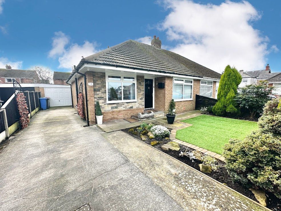 2 bed bungalow for sale in Trunnah Gardens, Thornton FY5, £190,000 Zoopla