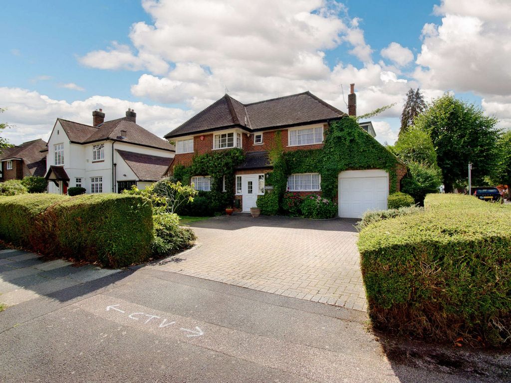 4 bed detached house for sale in Grove Road, Northwood HA6 Zoopla