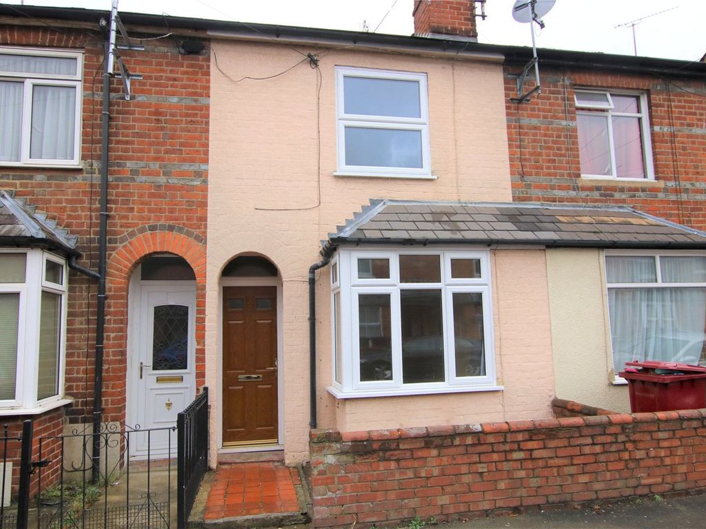 2 bed terraced house to rent in Cranbury Road, Reading, Berkshire RG30