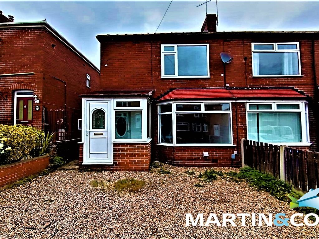 2 bed semidetached house to rent in East Avenue, Wombwell, Barnsley