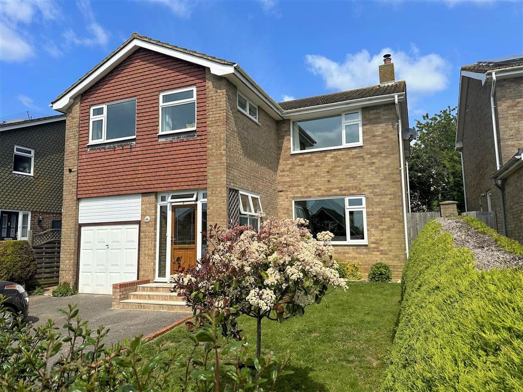 4 bed detached house for sale in Belgrave Crescent, Seaford BN25 Zoopla