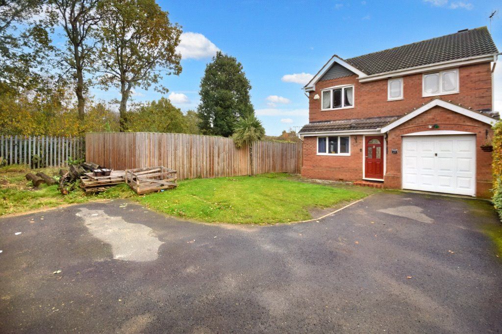 4 bed detached house for sale in Oakleigh Close, Sharlston Common