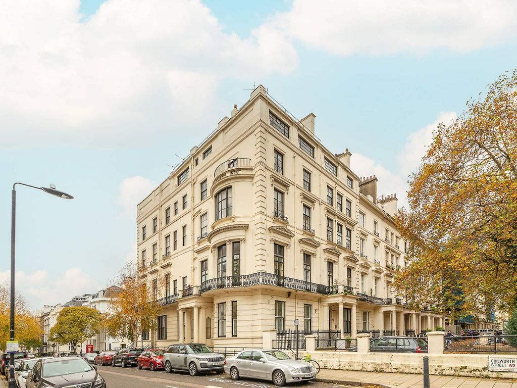 2 bed flat to rent in Westbourne Terrace, Lancaster Gate, London W2