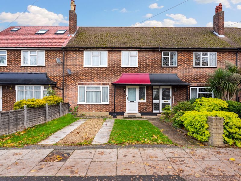 3 bed terraced house for sale in Tudor Drive, Morden SM4 Zoopla