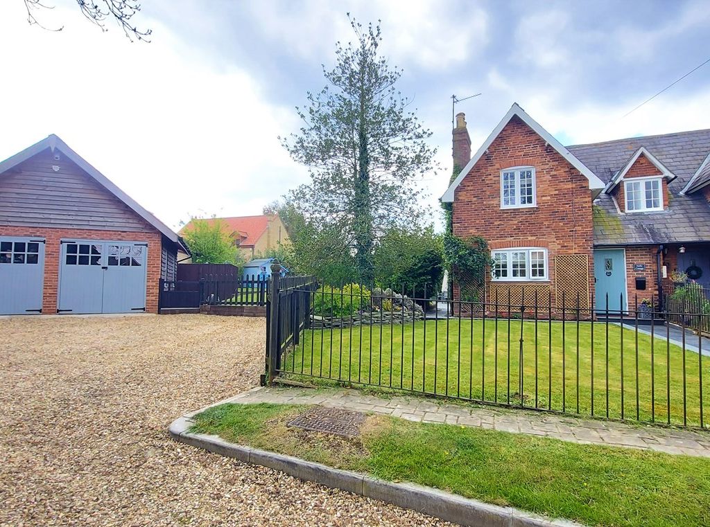 2 bed semi-detached house for sale in west road, pointon, lincolnshire ng34