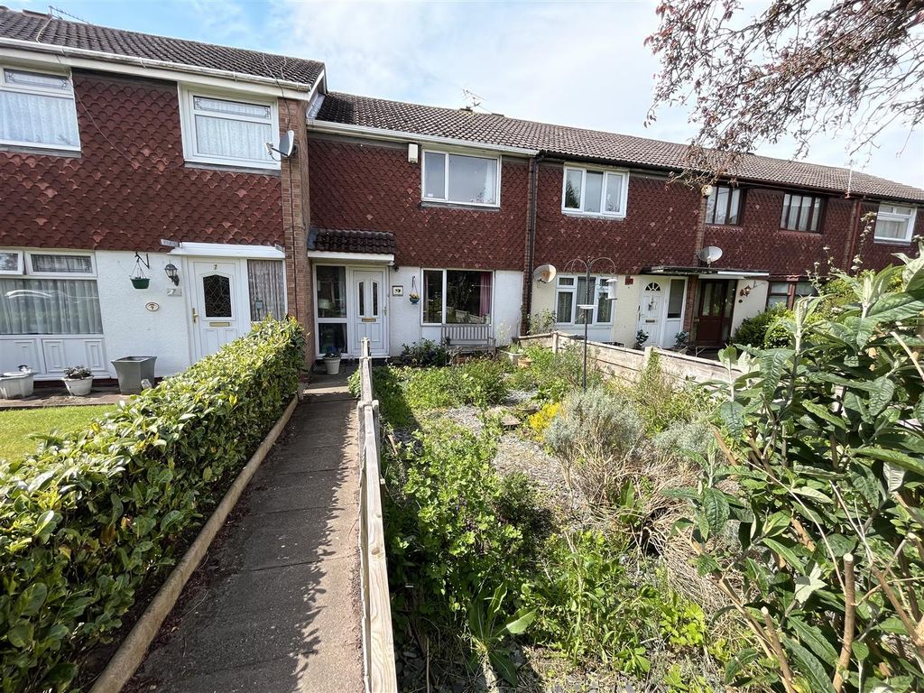 2 bed mews house for sale in Winsford Walk, Sale M33 Zoopla