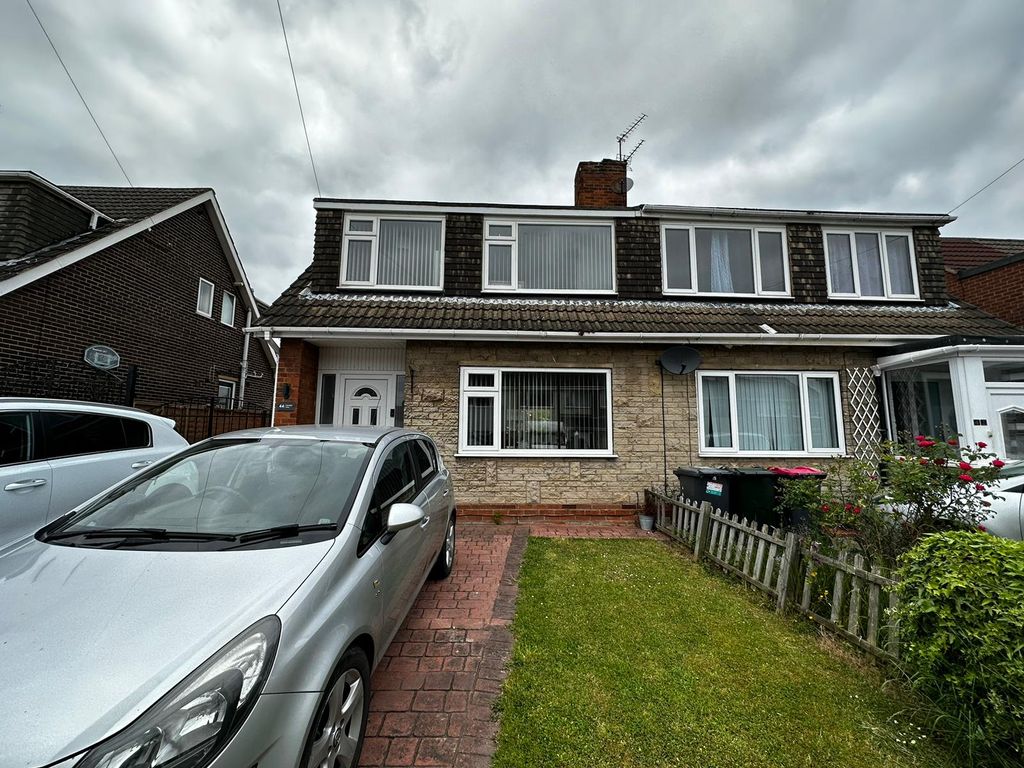3 bed semidetached house for sale in Northfield Drive, Woodsetts