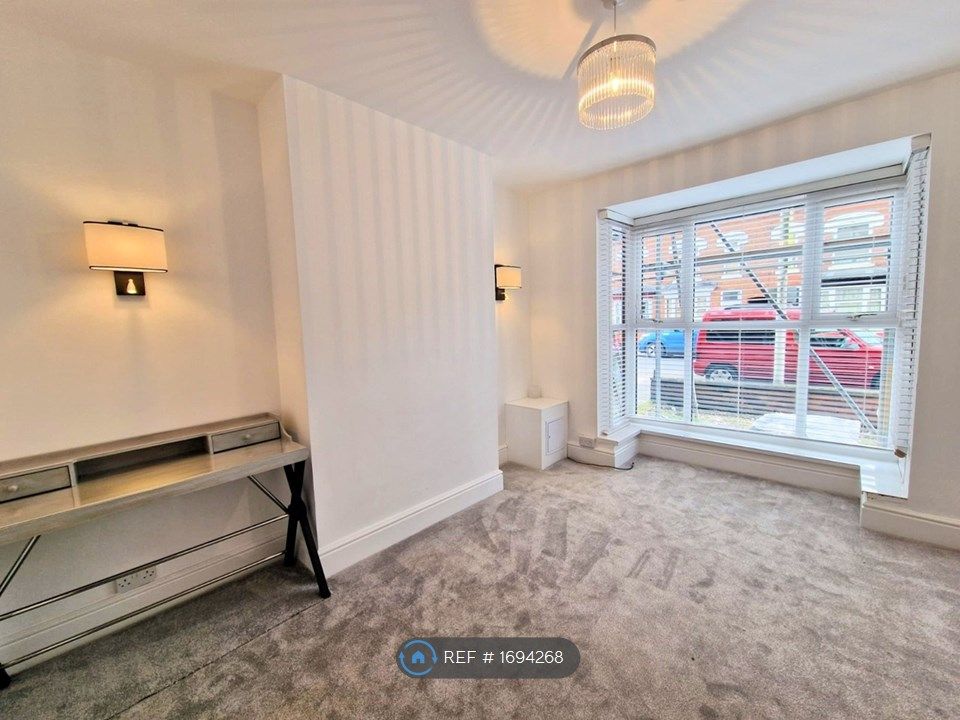 4 bed terraced house to rent in Lightwoods Road, Smethwick B67 Zoopla