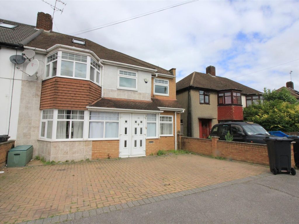 5 bed property to rent in Cheriton Avenue, Clayhall, Ilford IG5 Zoopla