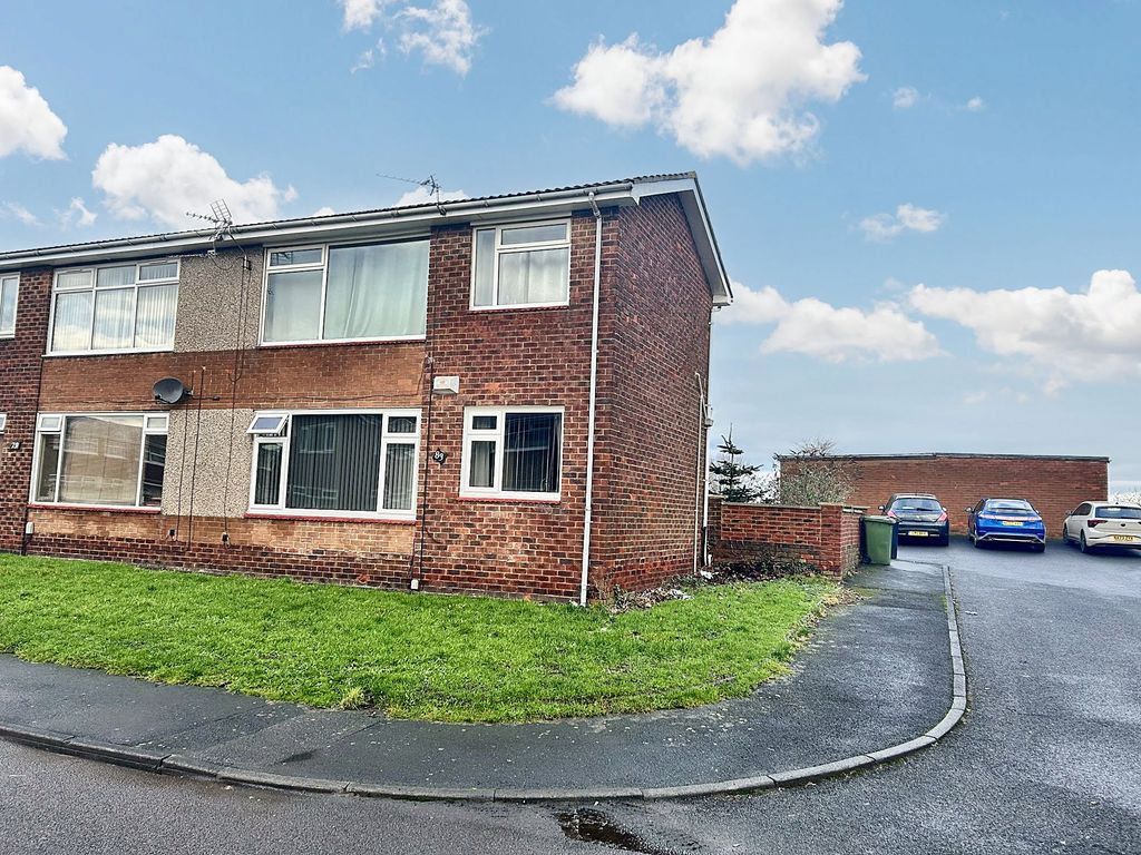 1 bed flat for sale in Hanover Drive, Winlaton, BlaydonOnTyne NE21, £