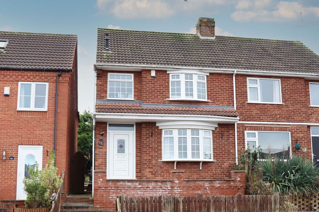 3 bed semidetached house for sale in Greenwood Road, Nottingham NG3 Zoopla