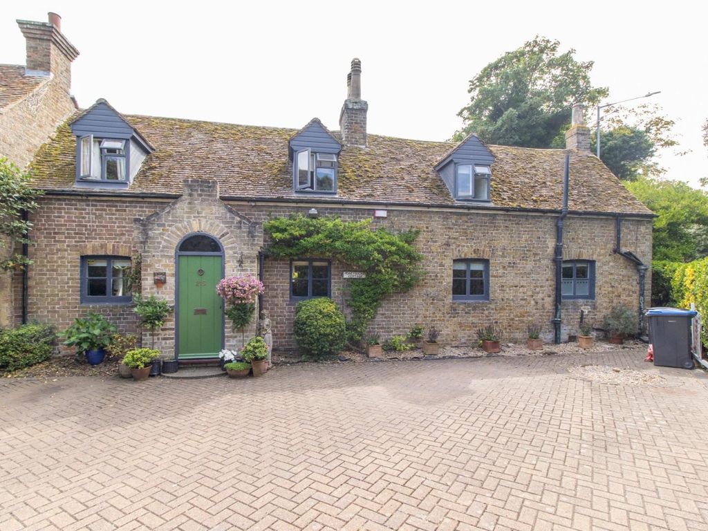 4 bed property for sale in Northdown Park Road, Margate CT9 Zoopla