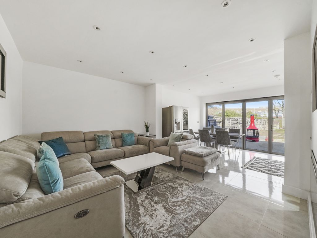 New home, 3 bed semidetached house for sale in Bushey Mill Crescent