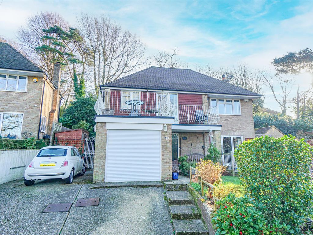 4 bed detached house for sale in St. Helens Park Road, Hastings TN34, £