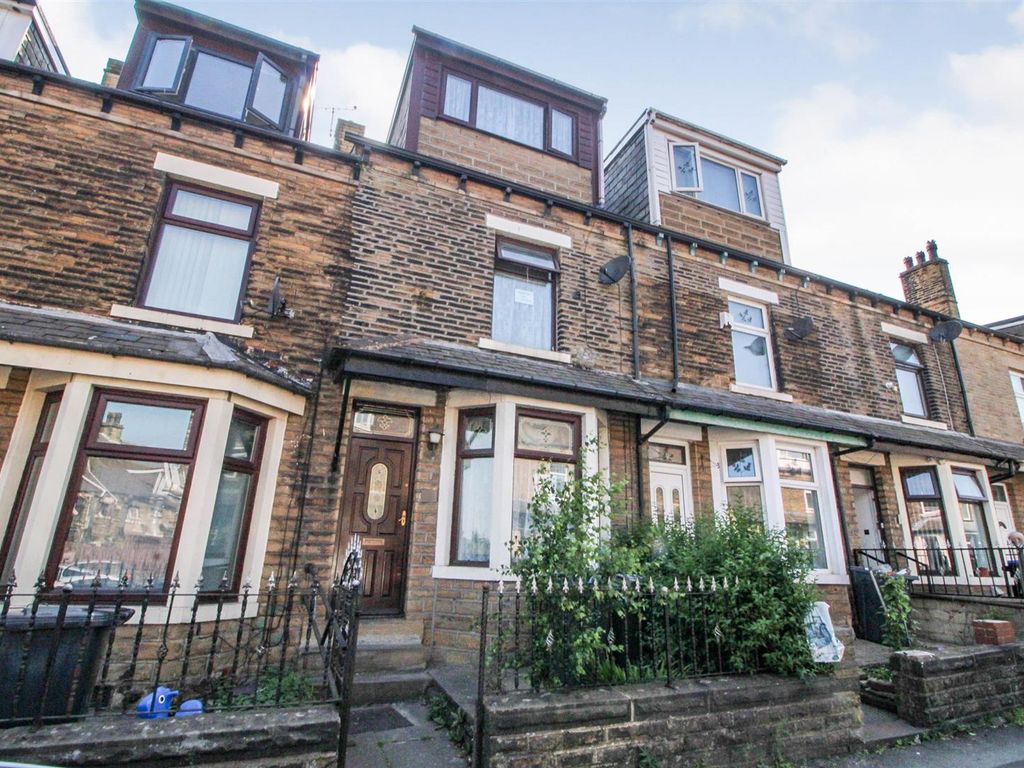 4 bed terraced house for sale in Thornbury Drive, Bradford BD3 Zoopla