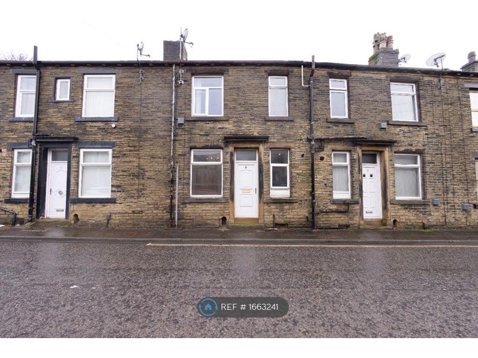 2 bed terraced house to rent in Law Lane, Halifax HX3 Zoopla
